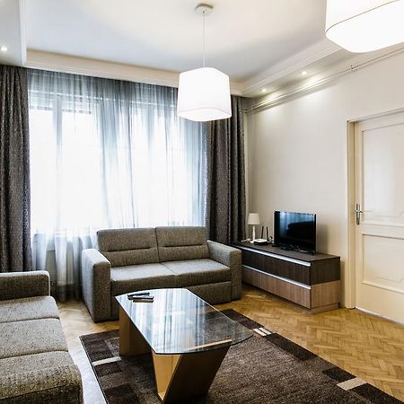 Apartment At Nagymezo Budapest Exteriör bild