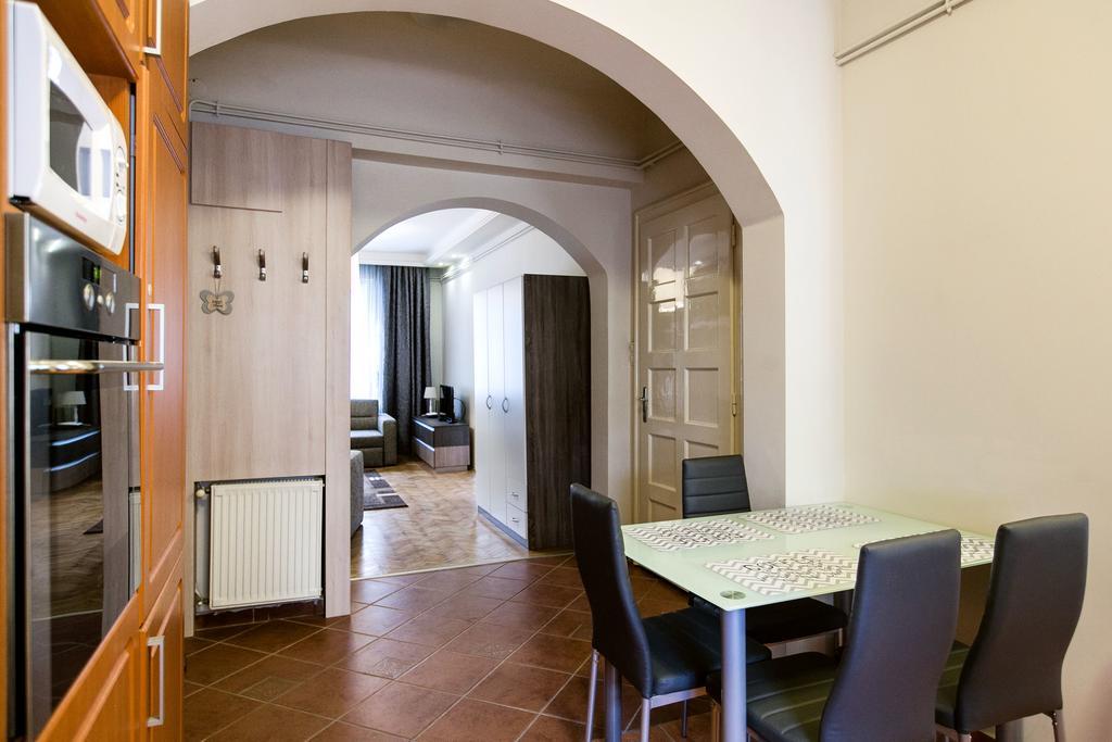 Apartment At Nagymezo Budapest Exteriör bild