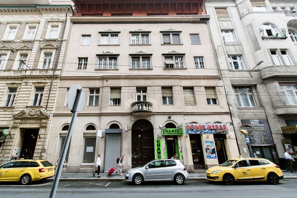 Apartment At Nagymezo Budapest Exteriör bild